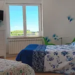 Casa Miguel Y Sally בית הארחה