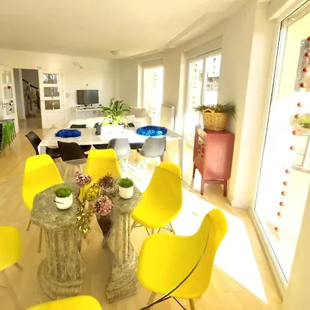 Casa Miguel Y Sally Penzion 4*